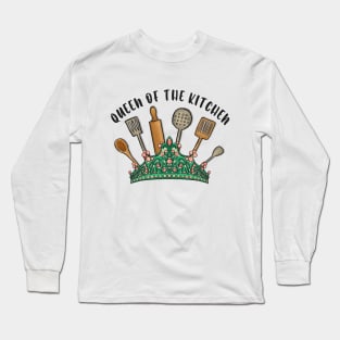 crown with kitchen tools queen of the kitchen vintage kitchen art Long Sleeve T-Shirt